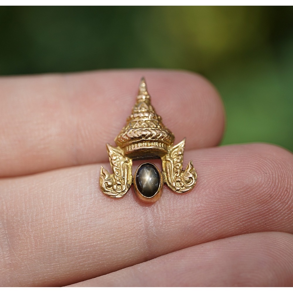 Vintage 18K Solid Gold Thai Chada Headdress Black Star Sapphire Pin Brooch 2.03g